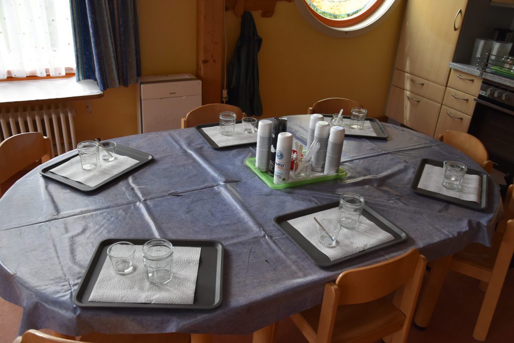 Schreibtisch -
